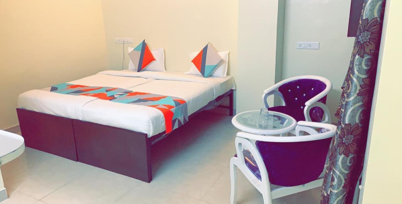 The Paradise Aundh Hotel Púna Kültér fotó